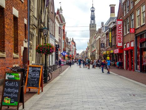Duurzaam ondernemen met tweedehands horecabenodigdheden in Alkmaar